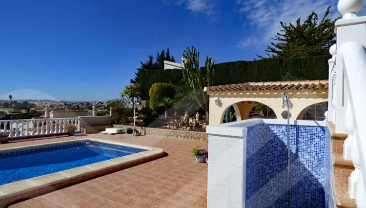 poolside beautiful mediterranean villa in guardamar