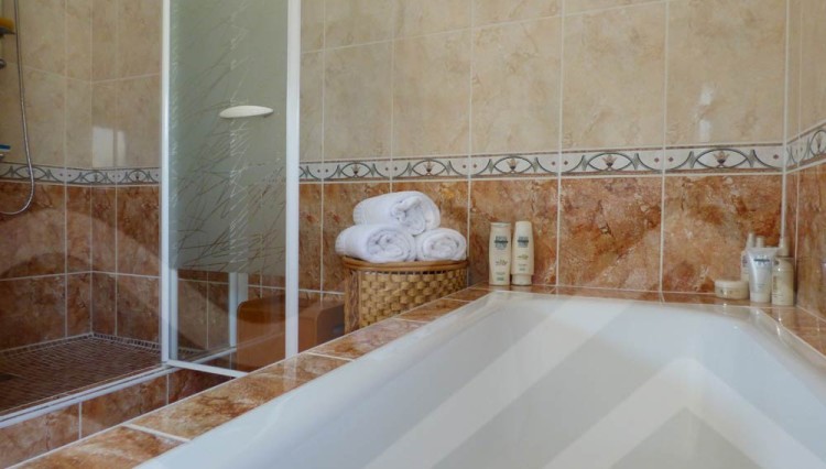 bathroom with tub beautiful mediterranean villa in guardamar