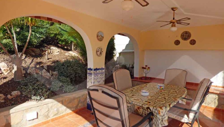 patio beautiful mediterranean villa in guardamar