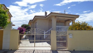 fantastic villa 5 bedrooms in la marina