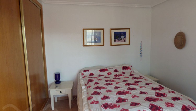 topfloor apartment with solarium in los estanos