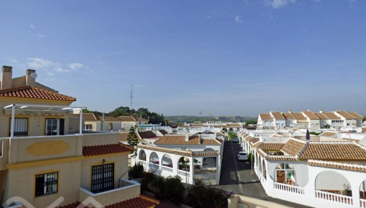 topfloor apartment with solarium in los estanos