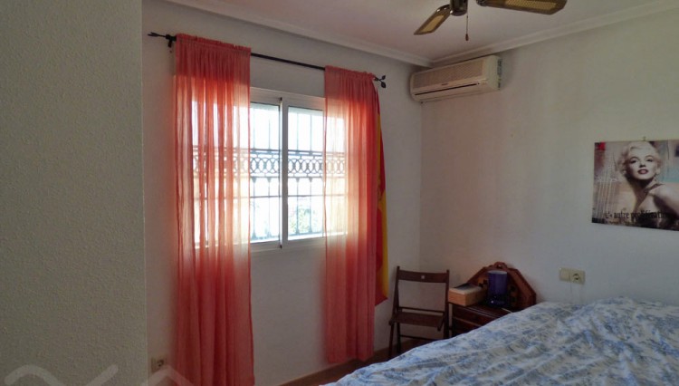 topfloor apartment with solarium in los estanos
