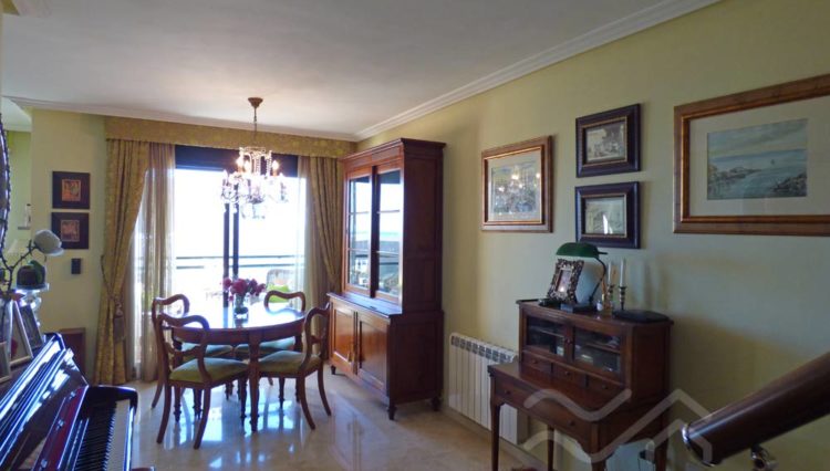 penthouse guardamar view to the sea and beach