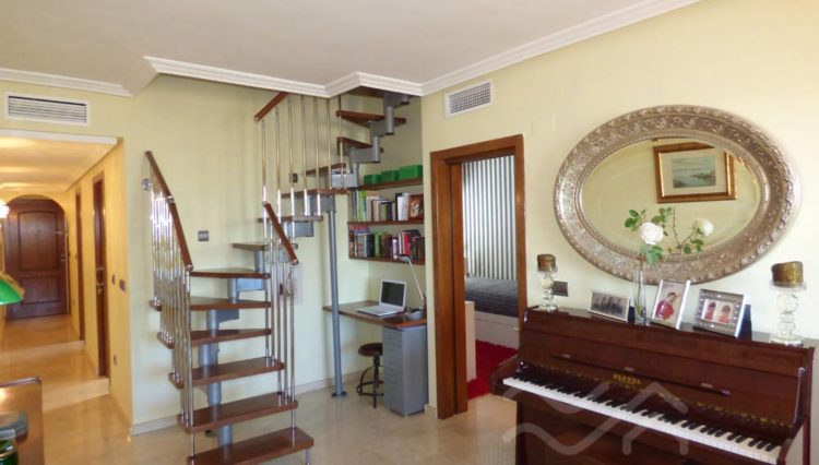 penthouse guardamar view to the sea and beach