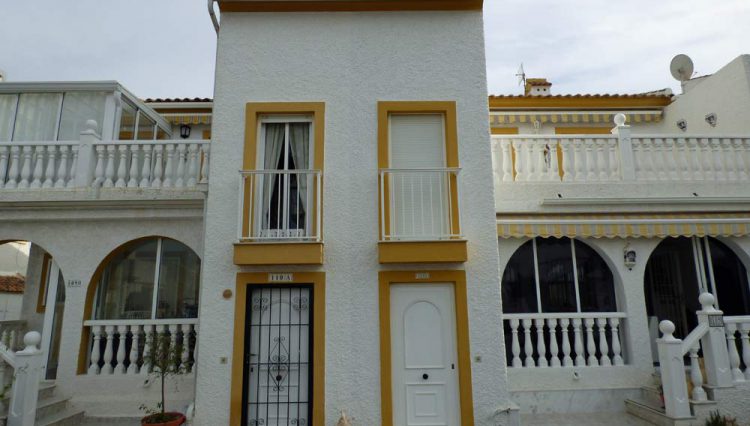 apartment eden guardamar spain