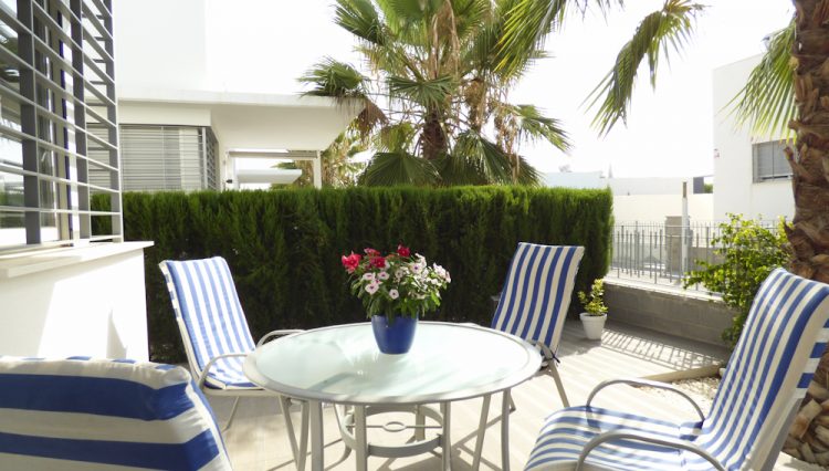 Lovely Townhouse with Solarium in Laguna Park, Rojales, Costa Blanca, Alicante