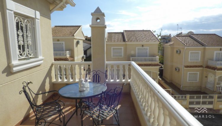 Lovely detached villa la marina, costa blanca, alicante