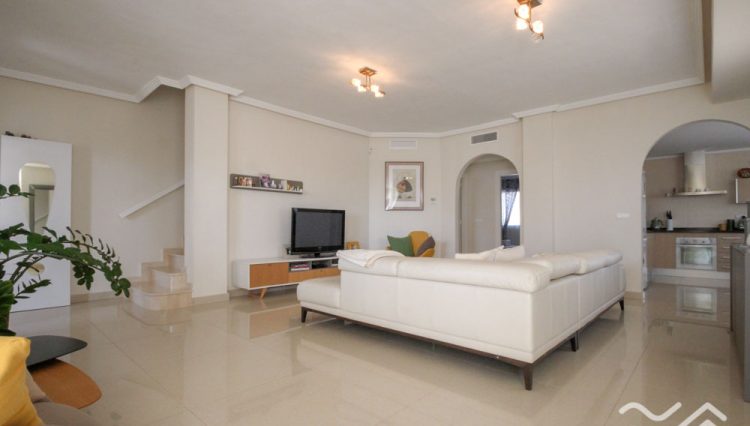 CAM10220-11