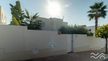 CAM10225-Web-1