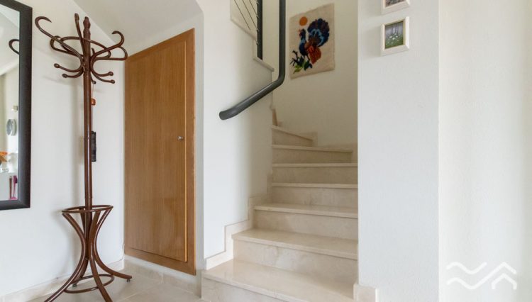 CAM10230-Web-27