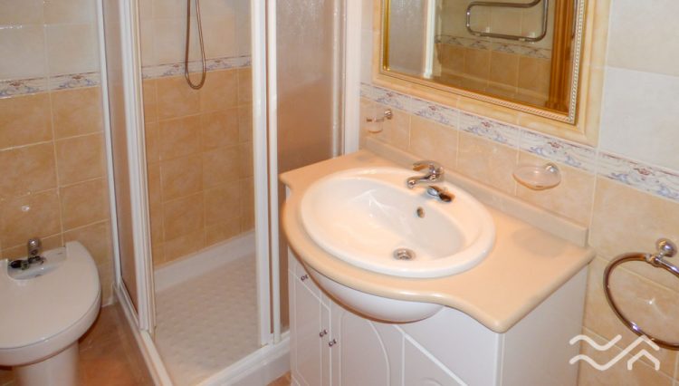 CAM10236-Web-26