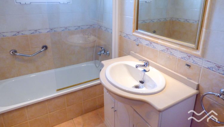 CAM10236-Web-27