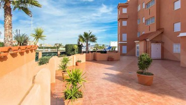 2 bedroom apartment in aguamarina cabo roig