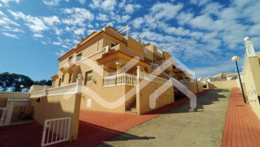 exterior view apartment in los estaños guardamar
