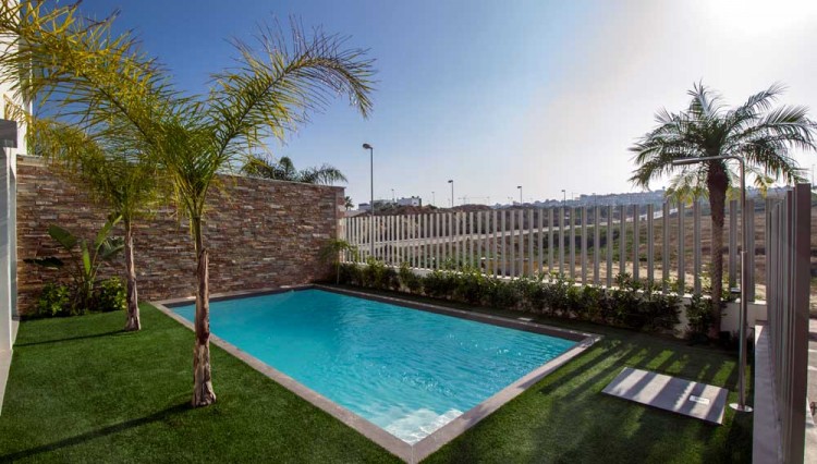 new villas 3 bedrooms in rojales