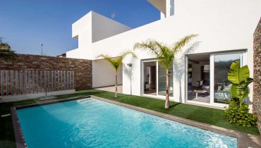 poolside new villas 3 bedrooms in rojales