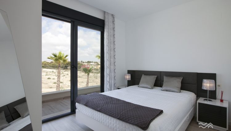Villa new la zenia costa blanca