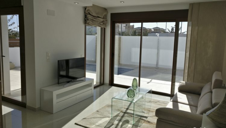 quality villa close to the beach costa blanca torre de la horadada