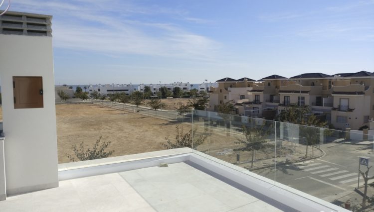 quality villa close to the beach costa blanca torre de la horadada