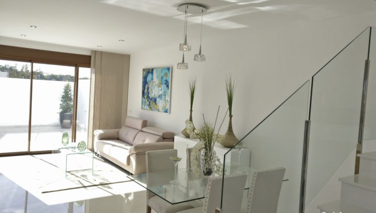 quality villa close to the beach costa blanca torre de la horadada