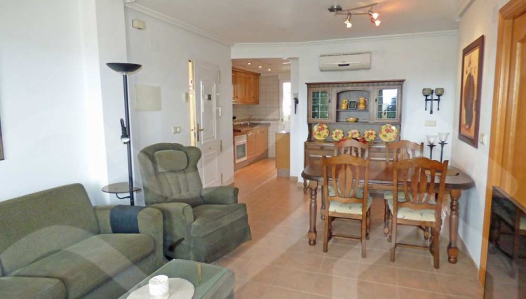 top floor apartment in los estaños
