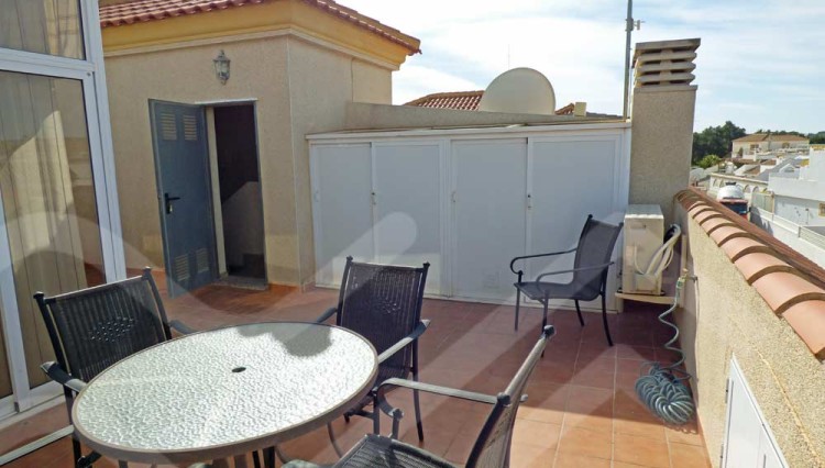 sitting group top floor apartment in los estaños