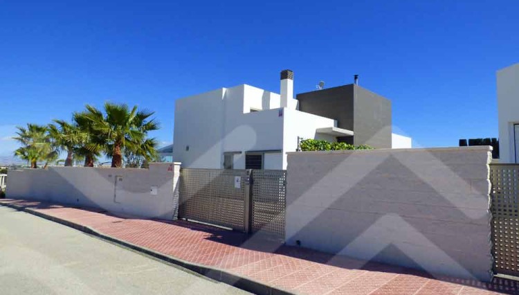 exterior villa rojales