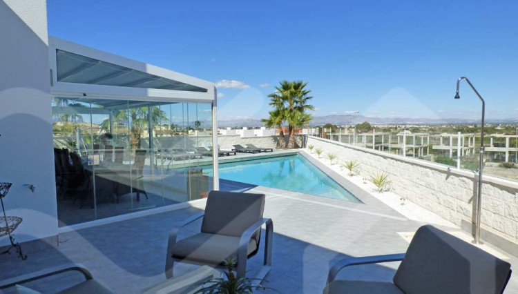 nydelig basseng privat villa