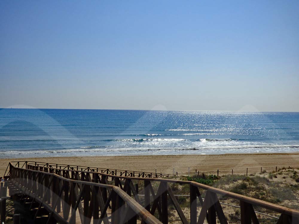 perfect beach playa moncayo